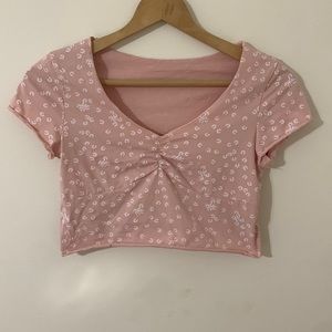 S - cute pink floral crop top!